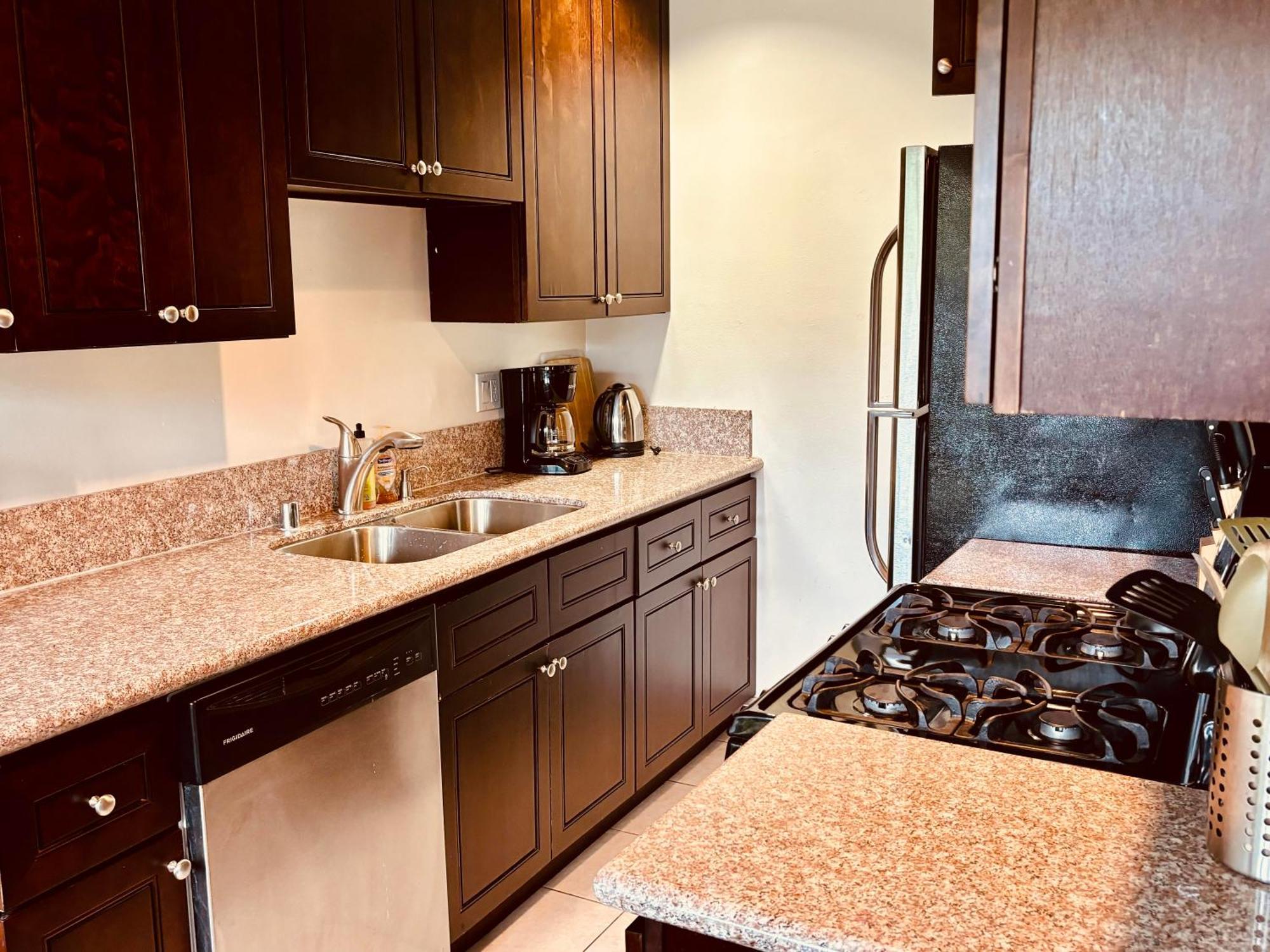 Centrally Located 2 Bed Ucla Apartment ロサンゼルス エクステリア 写真