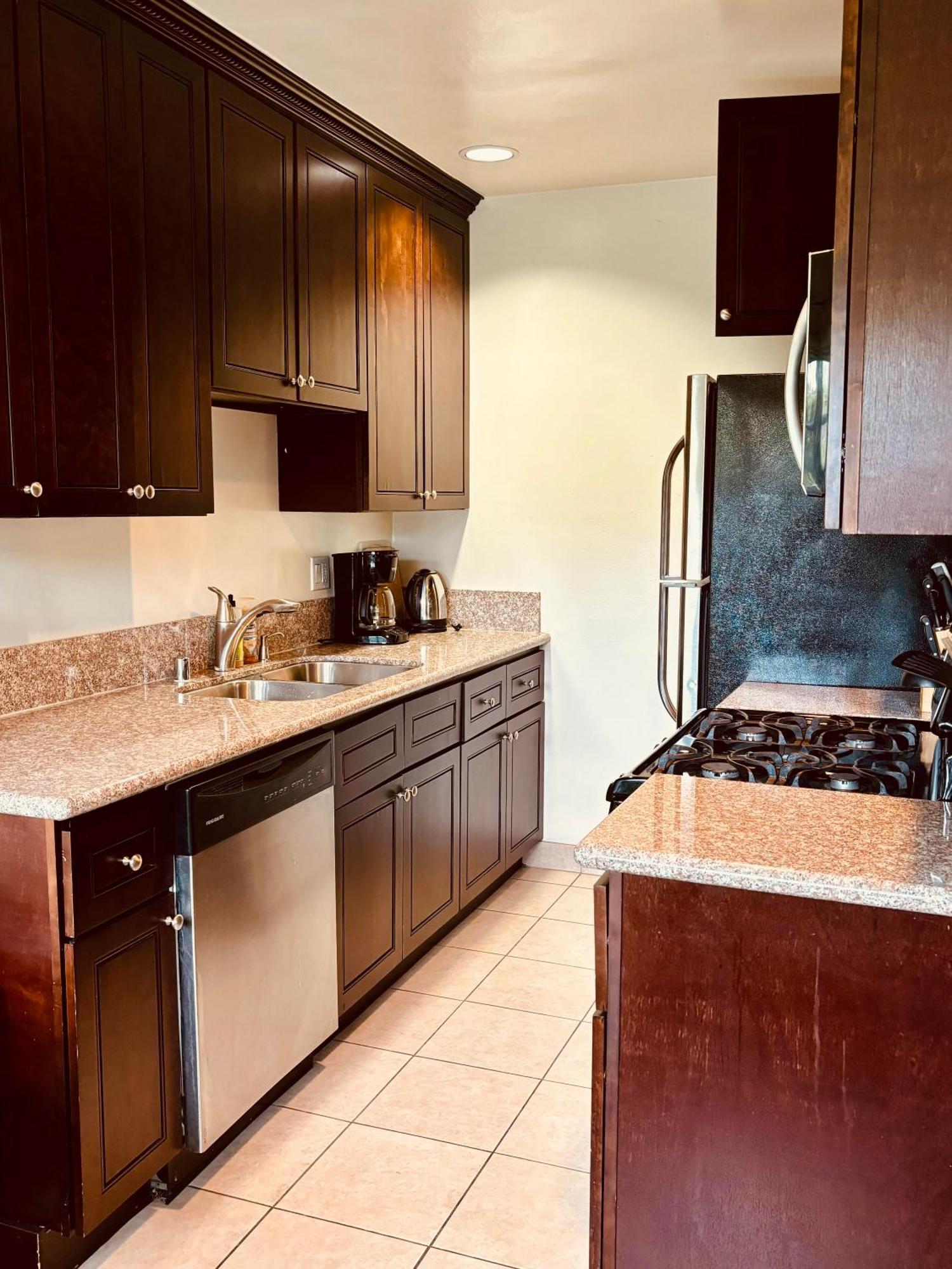 Centrally Located 2 Bed Ucla Apartment ロサンゼルス エクステリア 写真